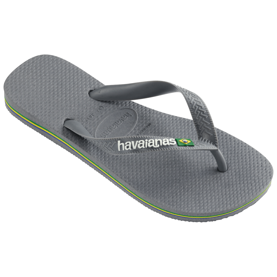 Kids' grey flip flop with Brazil flag detail on the strap, right 3/4 view