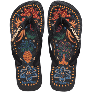 Women's FARM Rio x Havaianas tropical print with flowers, pineapples and old dots around the edge of the sole, top view